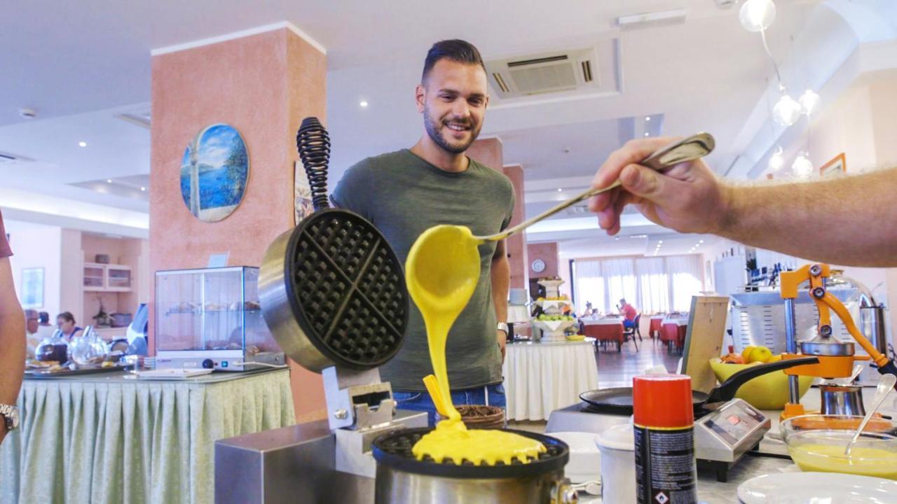 Hotel Royal-Spiaggia Gatteo a Mare Dış mekan fotoğraf