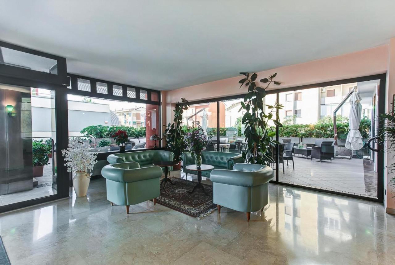 Hotel Royal-Spiaggia Gatteo a Mare Dış mekan fotoğraf
